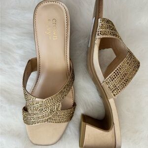 Crown & Ivy Gold block Heel Tommie Sandals